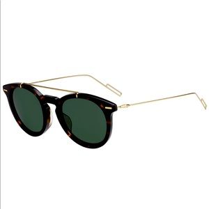 $1095 🔥🔥🔥🔥Dior - Classic DiorMaster F51MM